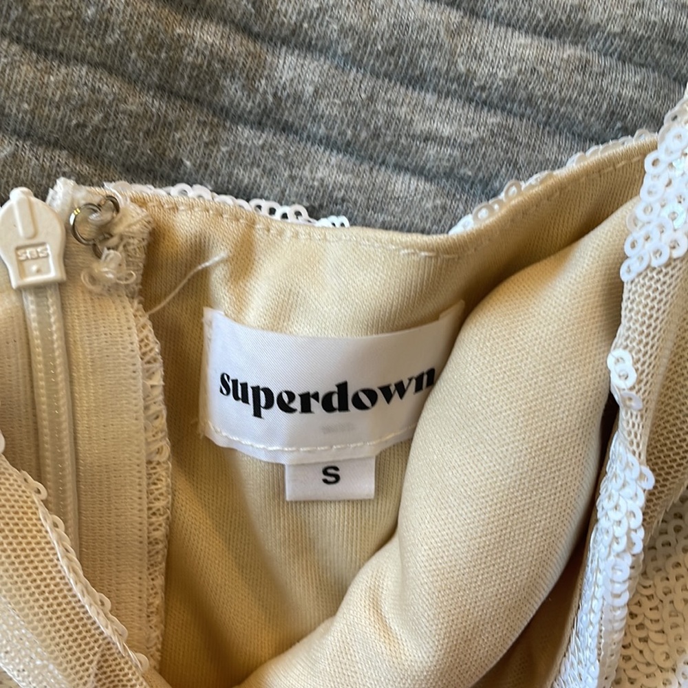 Super Down Revolve Size Small Gorgeous Sequin Dre… - image 3